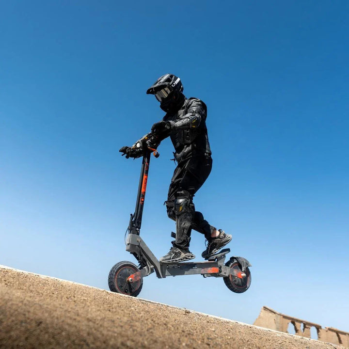 KuKirin G2 Ultra Stoppie